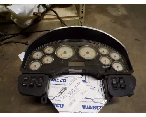 INTERNATIONAL PB105 Instrument Cluster