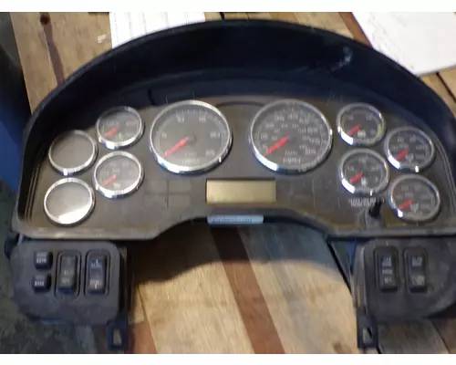 INTERNATIONAL PB105 Instrument Cluster