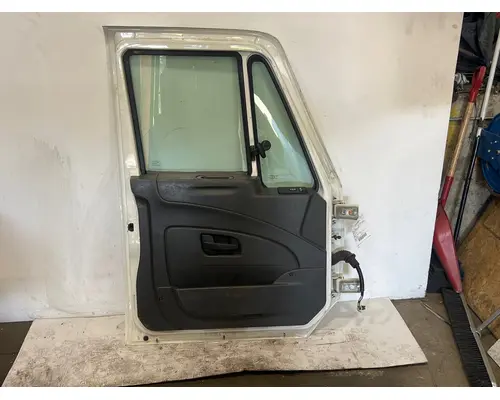 INTERNATIONAL PC805 Door Assembly