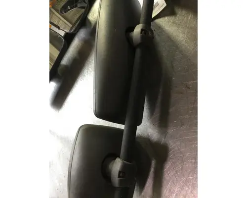 INTERNATIONAL PC805 Mirror (Side View)