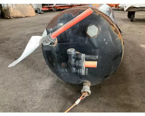 INTERNATIONAL PRO-STAR Air Tank