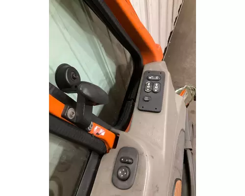 INTERNATIONAL PRO-STAR Door Assembly, Front