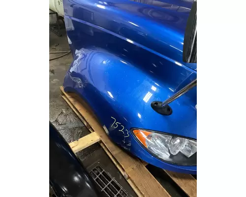 INTERNATIONAL PRO-STAR Hood