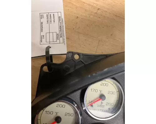 INTERNATIONAL PRO-STAR Instrument Cluster