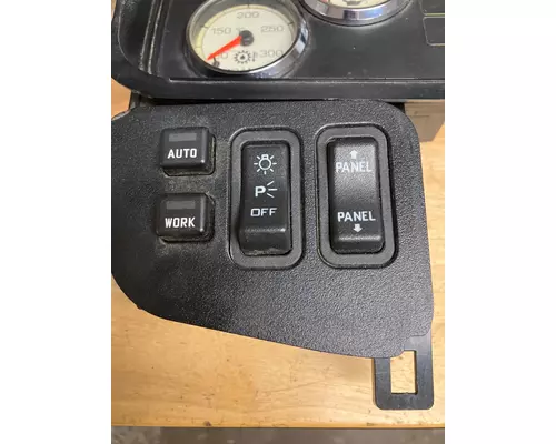 INTERNATIONAL PRO-STAR Instrument Cluster