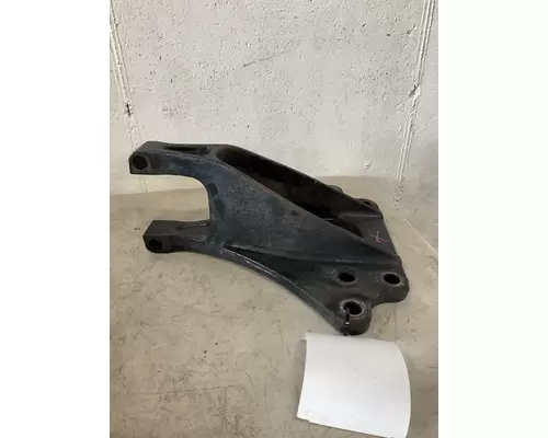 INTERNATIONAL PRO-STAR Spring Hanger