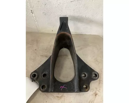 INTERNATIONAL PRO-STAR Spring Hanger