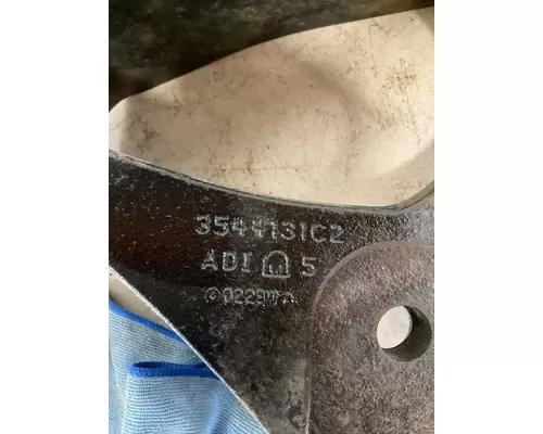 INTERNATIONAL PRO-STAR Spring Hanger