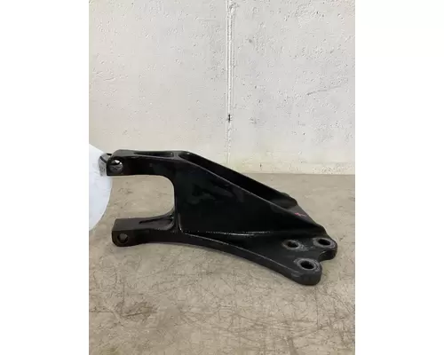 INTERNATIONAL PRO-STAR Spring Hanger