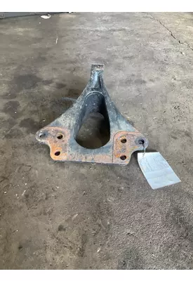 INTERNATIONAL PRO-STAR Spring Hanger