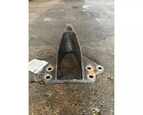 INTERNATIONAL PRO-STAR Spring Hanger