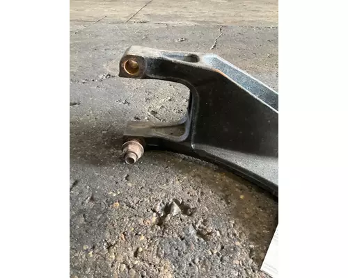 INTERNATIONAL PRO-STAR Spring Hanger