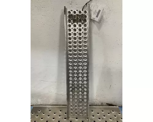 INTERNATIONAL PRO-STAR Steps