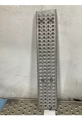 INTERNATIONAL PRO-STAR Steps