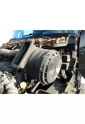 INTERNATIONAL PROSTAR 113 AIR CLEANER