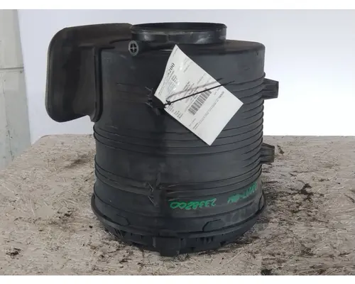 INTERNATIONAL PROSTAR 113 AIR CLEANER