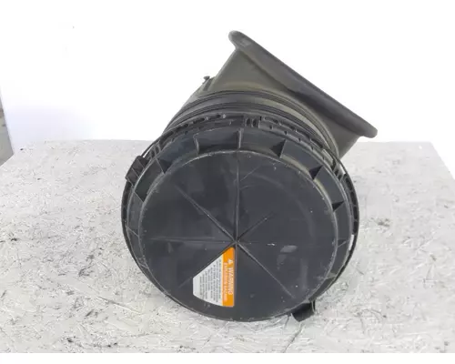 INTERNATIONAL PROSTAR 113 AIR CLEANER