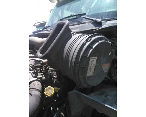 INTERNATIONAL PROSTAR 113 AIR CLEANER