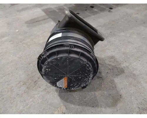 INTERNATIONAL PROSTAR 113 AIR CLEANER