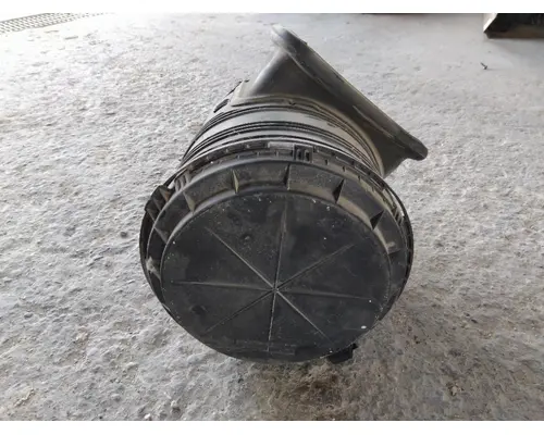 INTERNATIONAL PROSTAR 113 AIR CLEANER