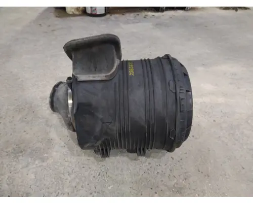 INTERNATIONAL PROSTAR 113 AIR CLEANER