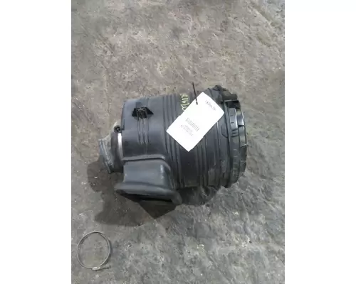 INTERNATIONAL PROSTAR 113 AIR CLEANER