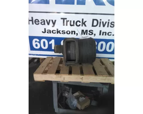 INTERNATIONAL PROSTAR 113 AIR CLEANER