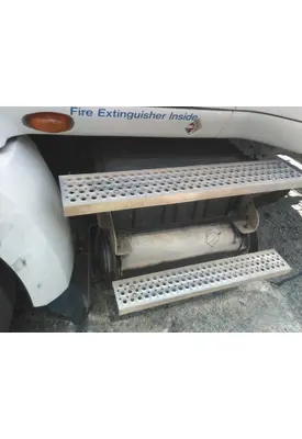 INTERNATIONAL PROSTAR 113 BATTERY BOX