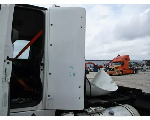 INTERNATIONAL PROSTAR 113 CAB EXTENSION