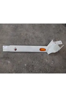 INTERNATIONAL PROSTAR 113 CAB SKIRT FILLER PANEL