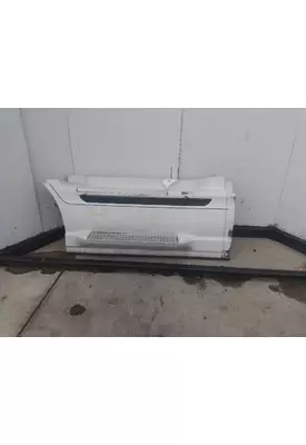 INTERNATIONAL PROSTAR 113 CAB SKIRT/SIDE FAIRING