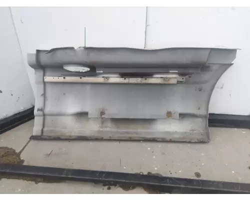 INTERNATIONAL PROSTAR 113 CAB SKIRTSIDE FAIRING