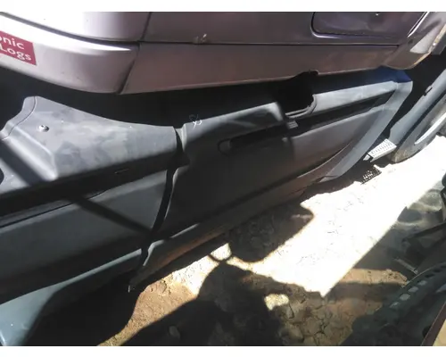 INTERNATIONAL PROSTAR 113 CAB SKIRTSIDE FAIRING