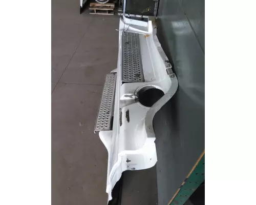 INTERNATIONAL PROSTAR 113 CAB SKIRTSIDE FAIRING