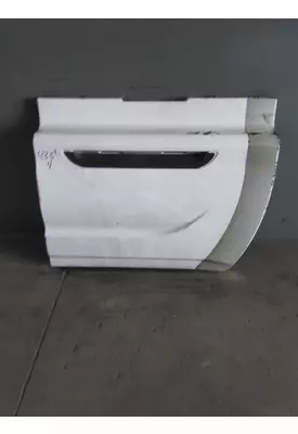 INTERNATIONAL PROSTAR 113 CAB SKIRT/SIDE FAIRING
