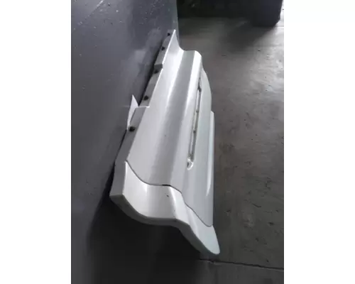 INTERNATIONAL PROSTAR 113 CAB SKIRTSIDE FAIRING