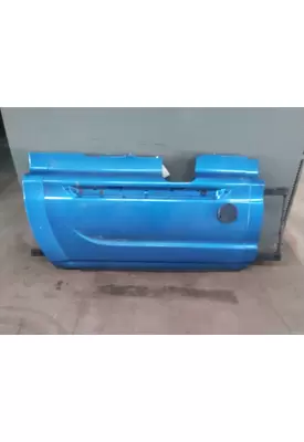 INTERNATIONAL PROSTAR 113 CAB SKIRT/SIDE FAIRING