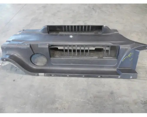 INTERNATIONAL PROSTAR 113 CAB SKIRTSIDE FAIRING