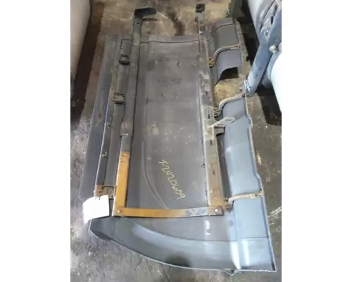 INTERNATIONAL PROSTAR 113 CAB SKIRTSIDE FAIRING