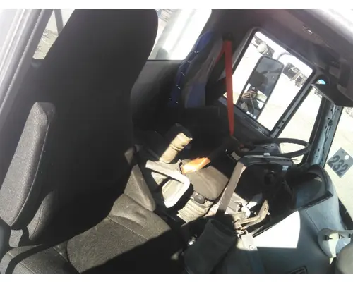 INTERNATIONAL PROSTAR 113 CAB