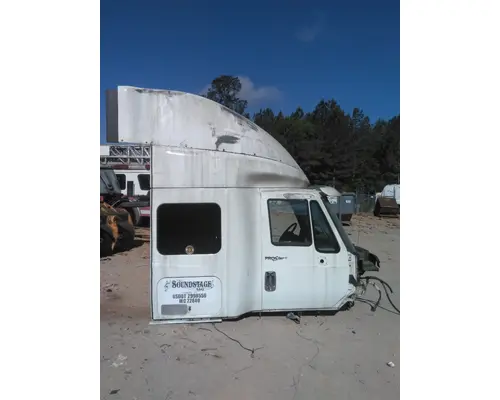 INTERNATIONAL PROSTAR 113 CAB