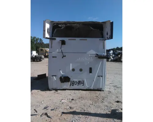 INTERNATIONAL PROSTAR 113 CAB