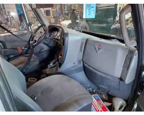 INTERNATIONAL PROSTAR 113 CAB