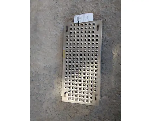 INTERNATIONAL PROSTAR 113 DECK (CATWALK) STEP