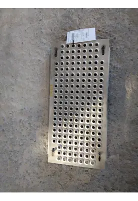INTERNATIONAL PROSTAR 113 DECK (CATWALK) STEP