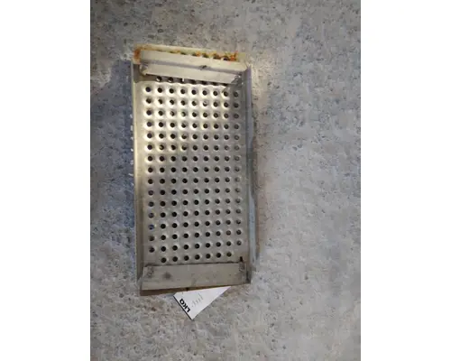 INTERNATIONAL PROSTAR 113 DECK (CATWALK) STEP