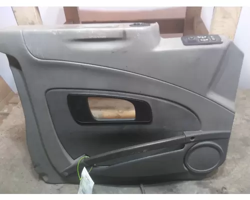 INTERNATIONAL PROSTAR 113 DOOR, COMPARTMENT