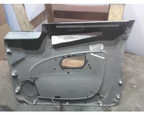 INTERNATIONAL PROSTAR 113 DOOR, COMPARTMENT
