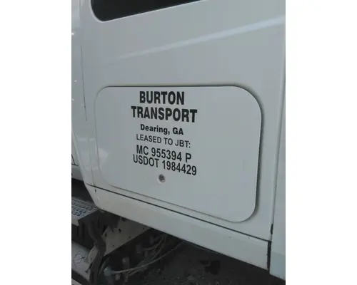 INTERNATIONAL PROSTAR 113 DOOR, COMPARTMENT