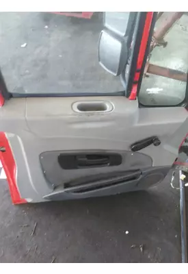 INTERNATIONAL PROSTAR 113 DOOR, COMPARTMENT